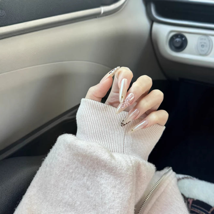 Elegant Press-On Nail Art