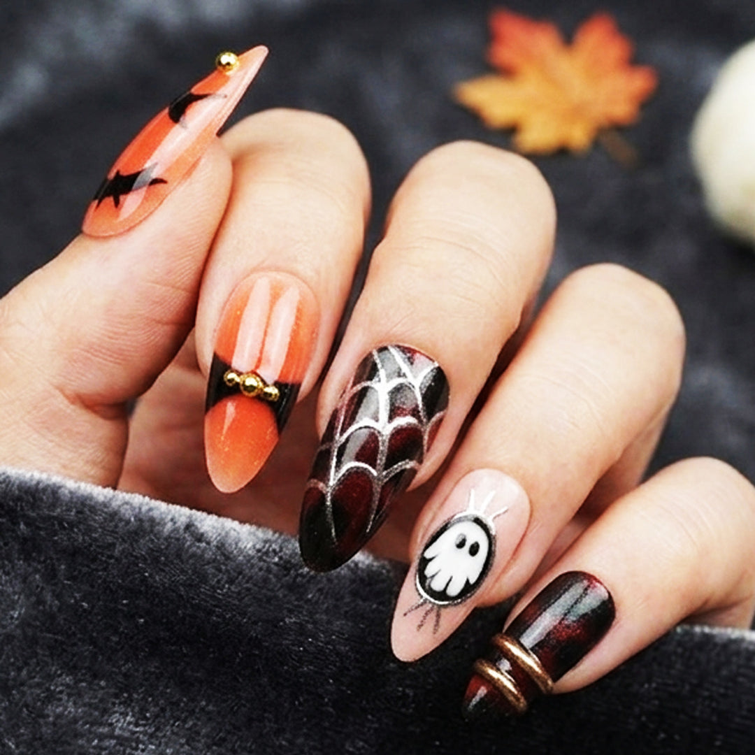 Halloween-Themed Press-On Nail Collection