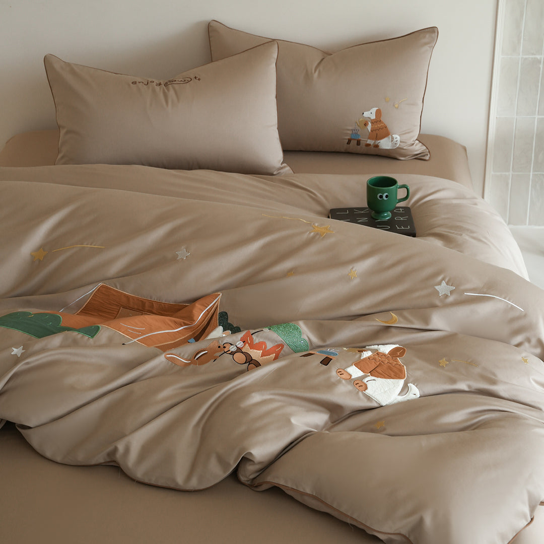 Children's bedding set made of cotton blend with embroidered camping motif