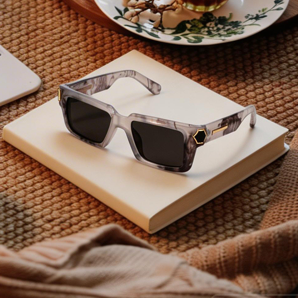 Ladies stylish designer sunglasses with high-quality frame and polarized lenses Kalsten