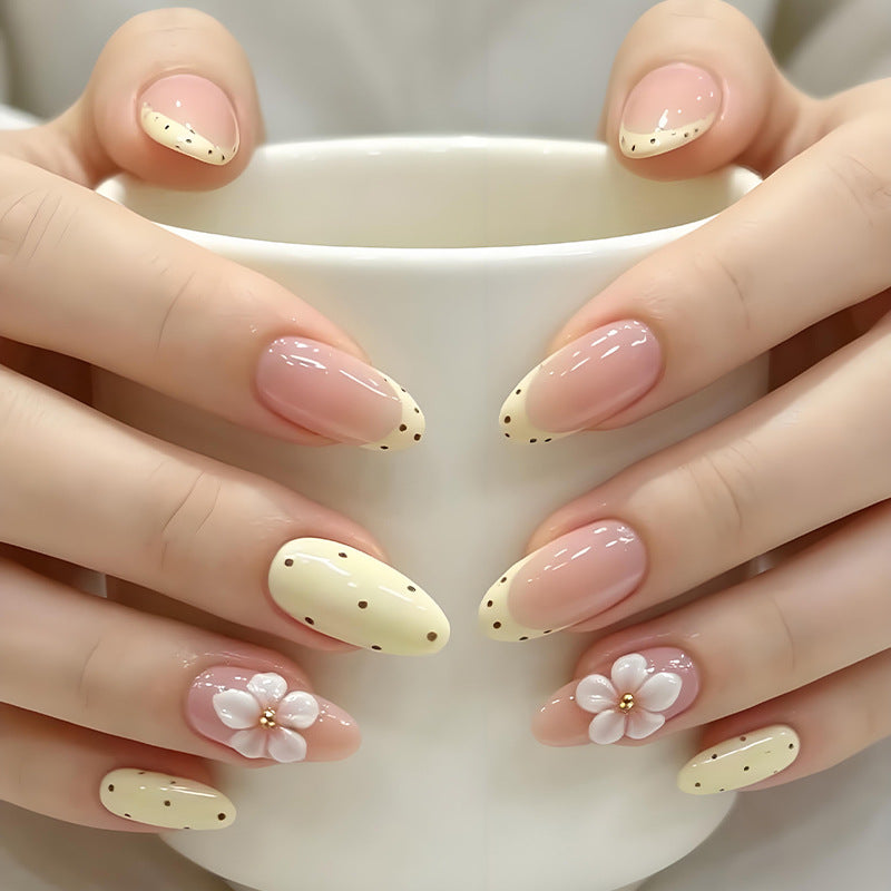 Artificial 3D nail extensions with flower decorations Kalsten