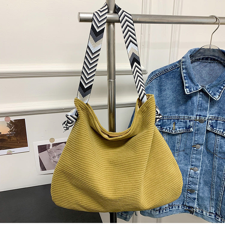 Casual shopper bag with fashionable shoulder strap Kalsten