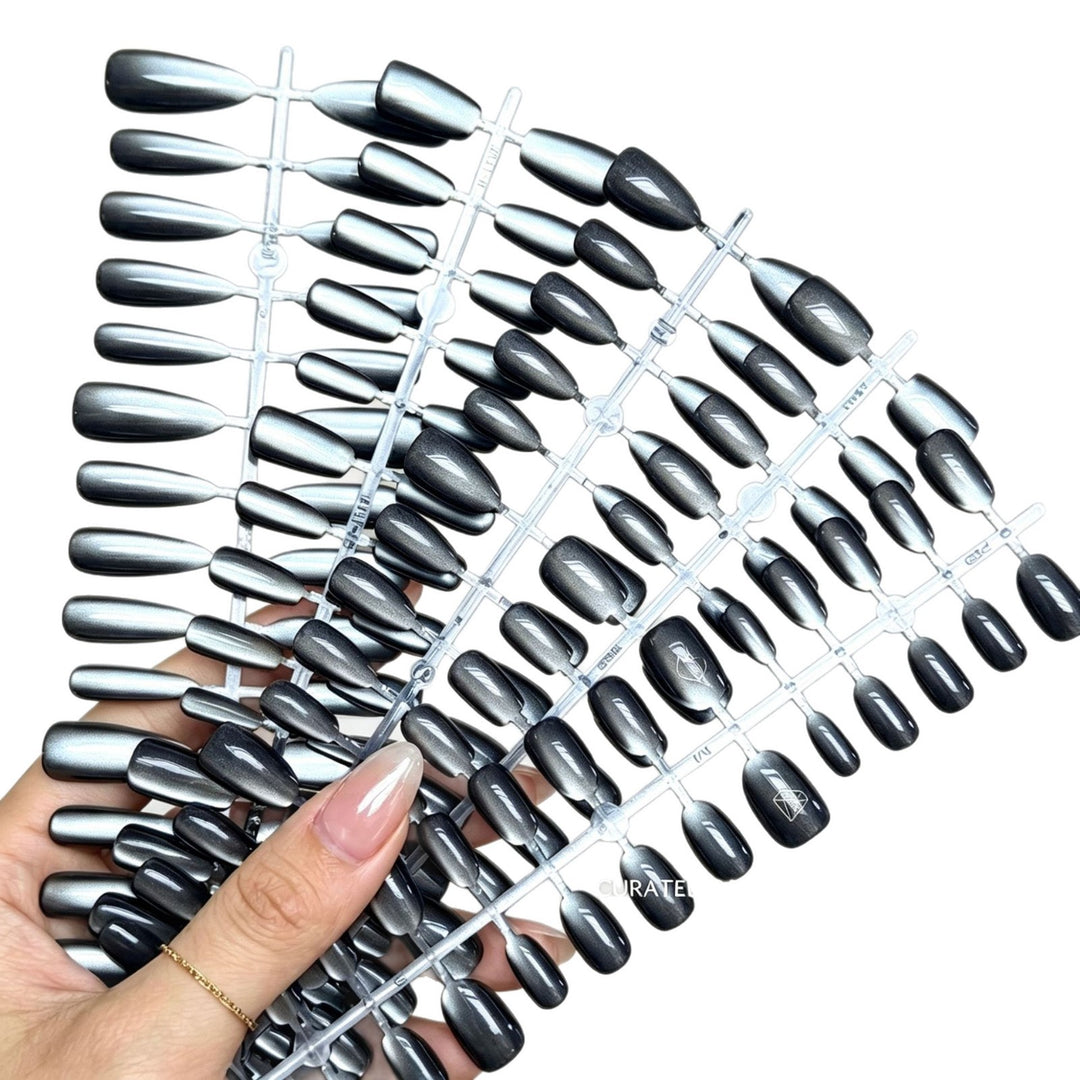 Elegant Nail Art Press-On Set