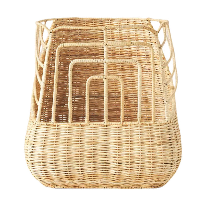 Handcrafted storage basket with curved design Kalsten