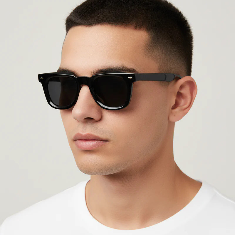 Ladies Fashion Sunglasses in Elegant Retro Style Kalsten