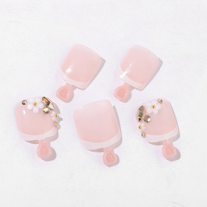 Artificial nail set with elegant jewelry details and excellent wearing comfort Kalsten