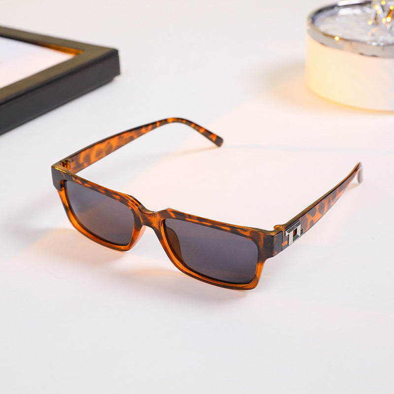 Women's fashionable ergonomic reading glasses Kalsten
