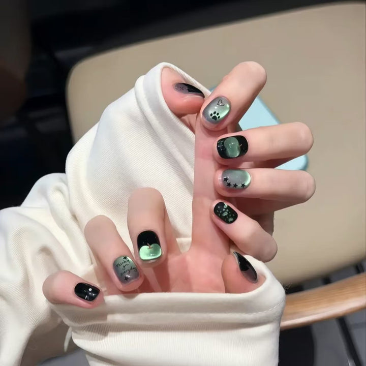 Artistic Nail Art Extensions