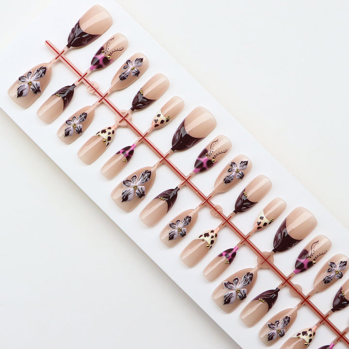 Fashionable Press-On Nail Set
