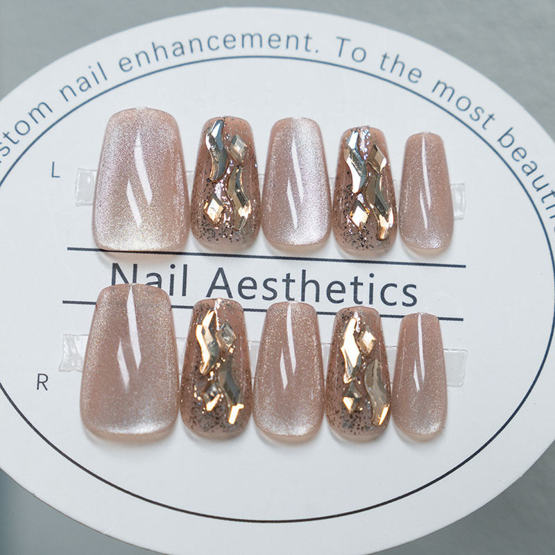 Glamorous Nail Art Extensions