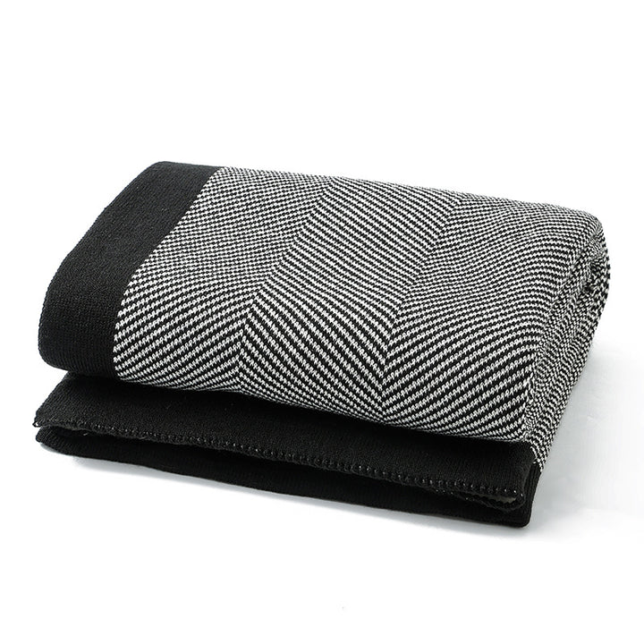 Women's Elegant Snuggle Blanket made of Soft Knit with Geometric Pattern Kalsten