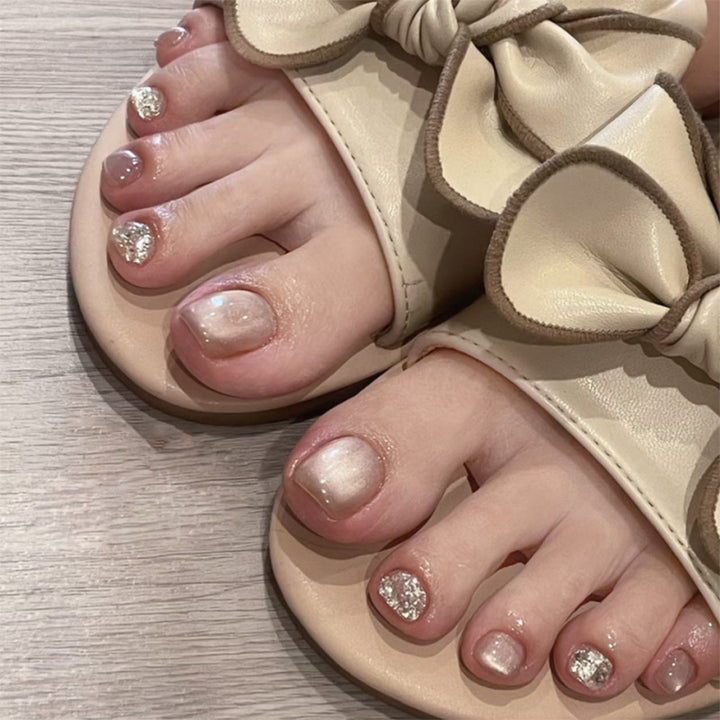 Elegant Strappy Sandals with Bow Design Kalsten