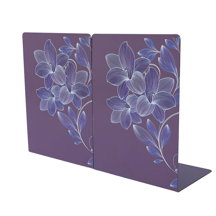 Decorative Leaf-Themed Bookends