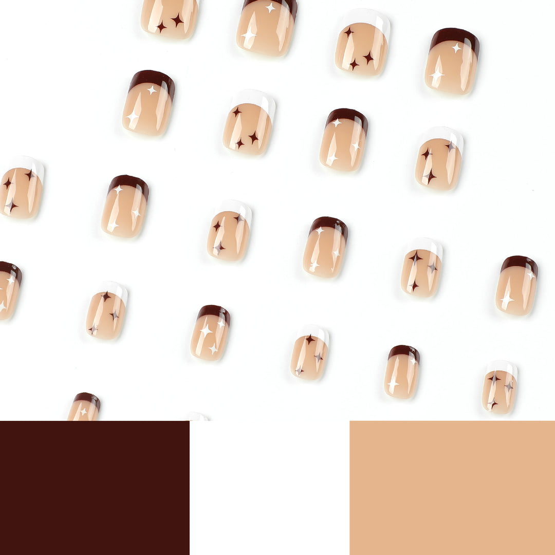 Artfully designed nail extensions Kalsten