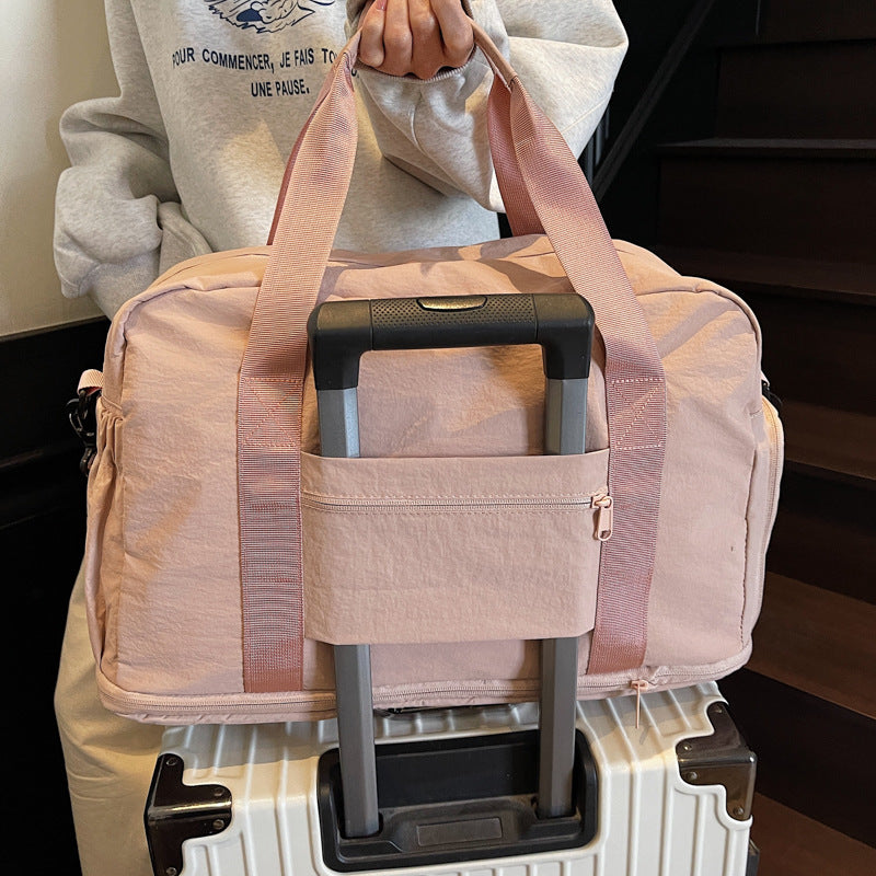 Durable Multi-Pocket Weekender Duffle