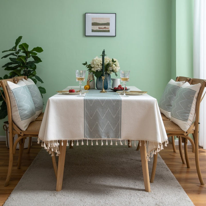 Textured Woven Tablecloth with Decorative Fringe