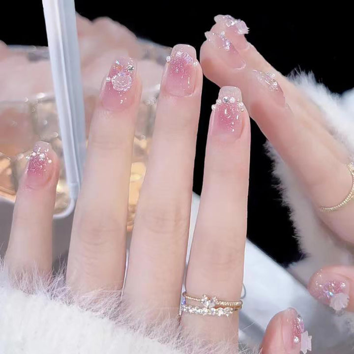 Glittery Crystal-Embellished Press-On Nail Tips Kalsten