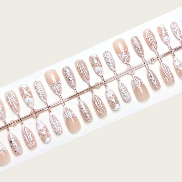 Artful Nail Design with elegant 3D motifs Kalsten