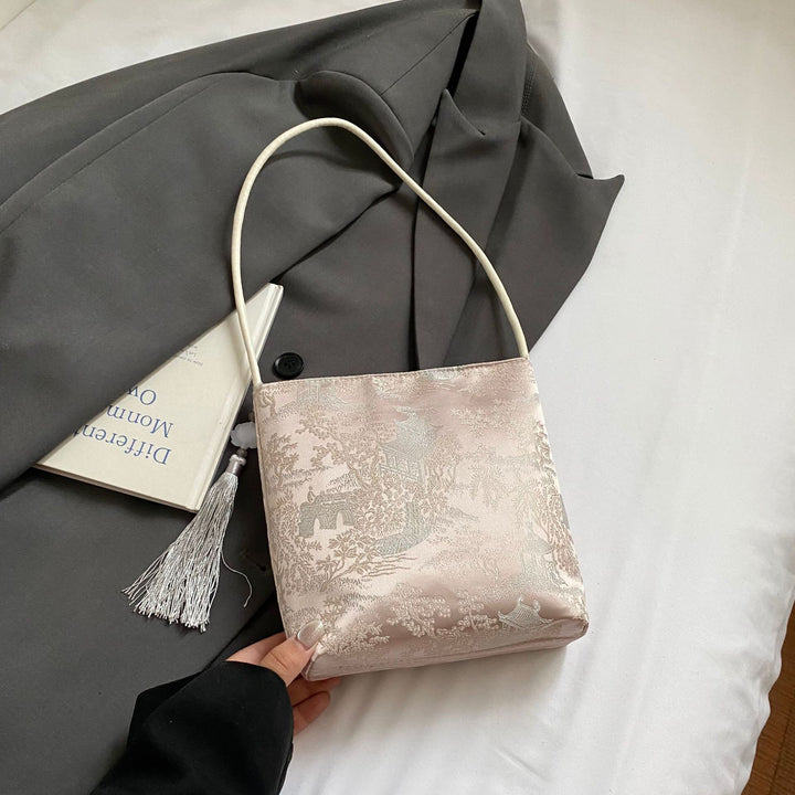 Elegant Floral Printed Handbag