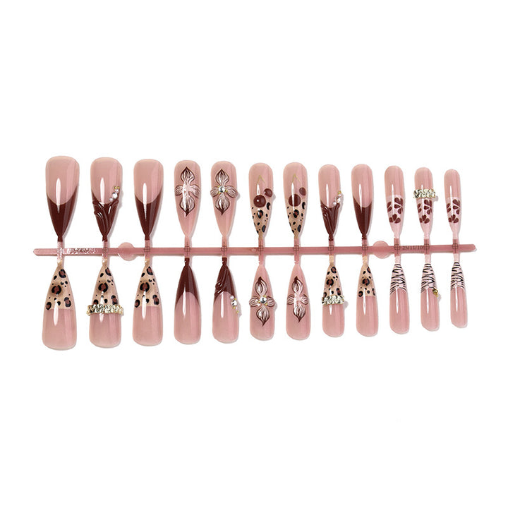 Luxurious Floral Decorative Press-On Nail Set Kalsten