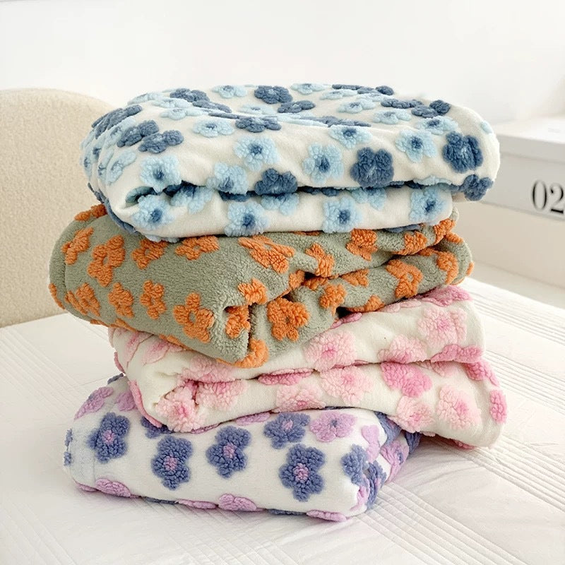 Cozy Decorative Throw Blanket