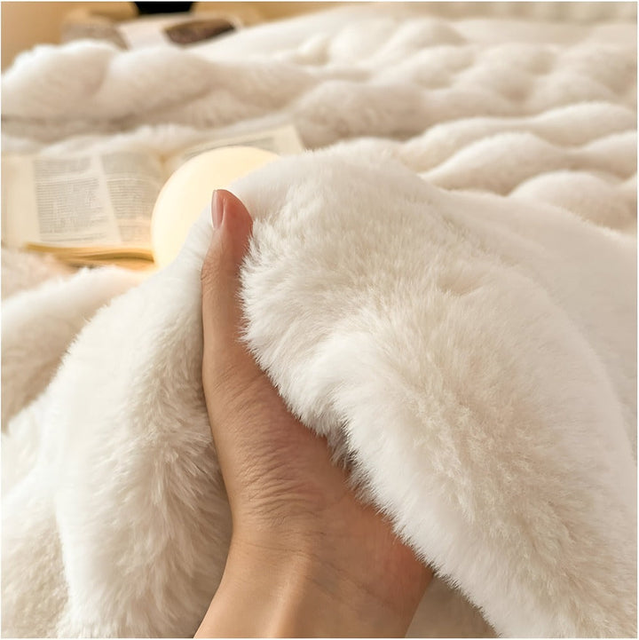 Fluffy Faux Fur Travel Blanket (Washable)