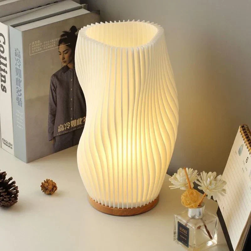LunaSwirl | Luxury Modern Swirl LED Table Lamp – Elegant Ambient Lighting | Kalsten