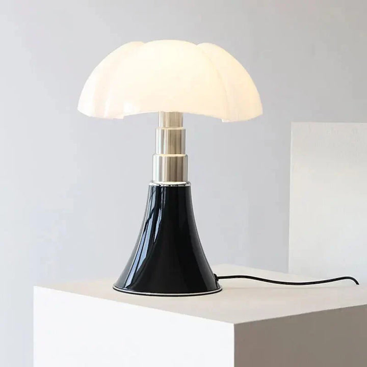 Designer Flower Table Lamp - FloraLuxe | Kalsten
