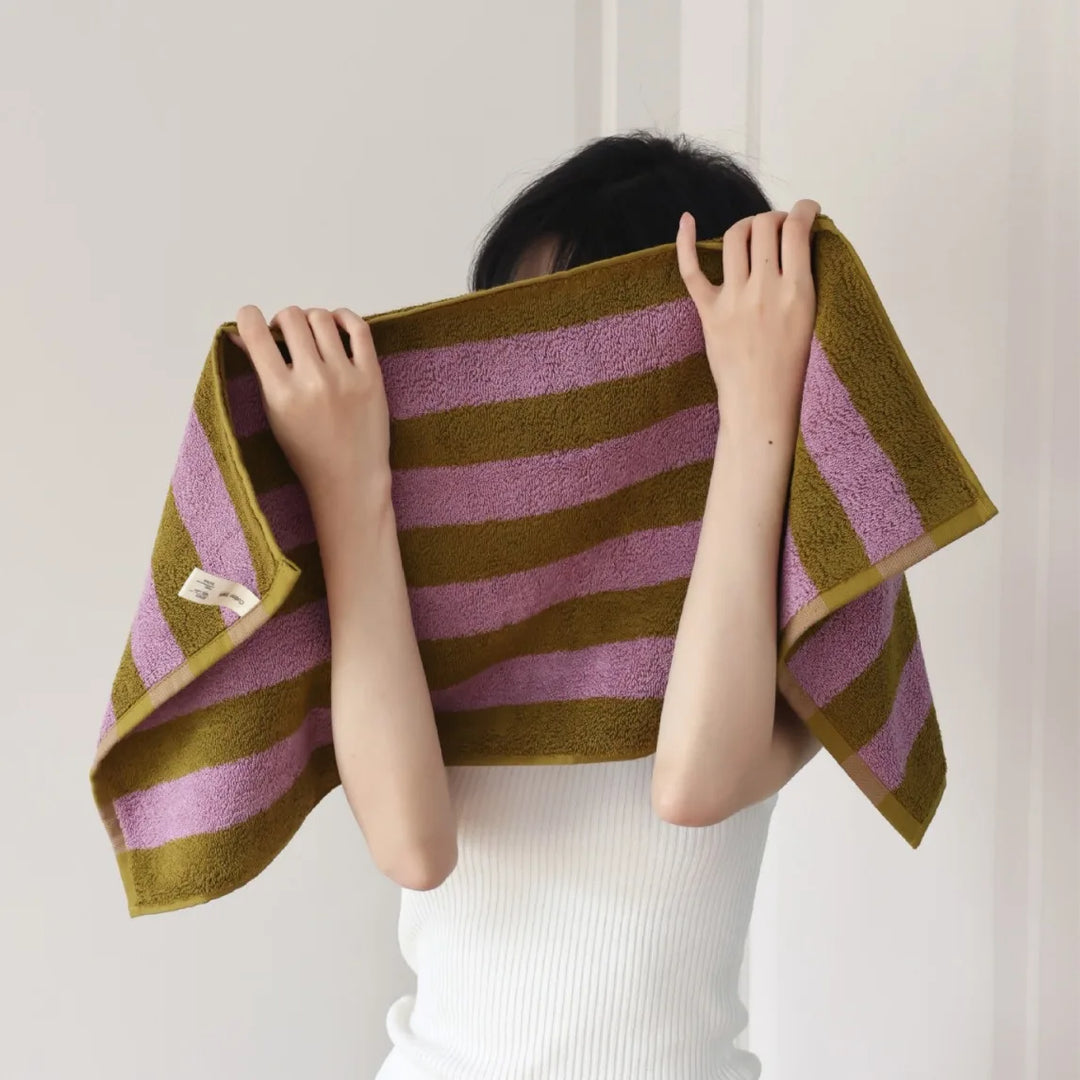 RetroStripe Luxe Cotton Towel – Striped Cotton Towel in Hotel Quality | Kalsten