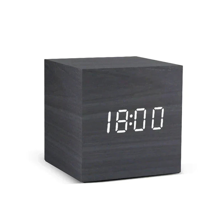 Kalsten | Wood LED clock with temperature display, digital time display and minimalist design – Perfect for bedroom and office
