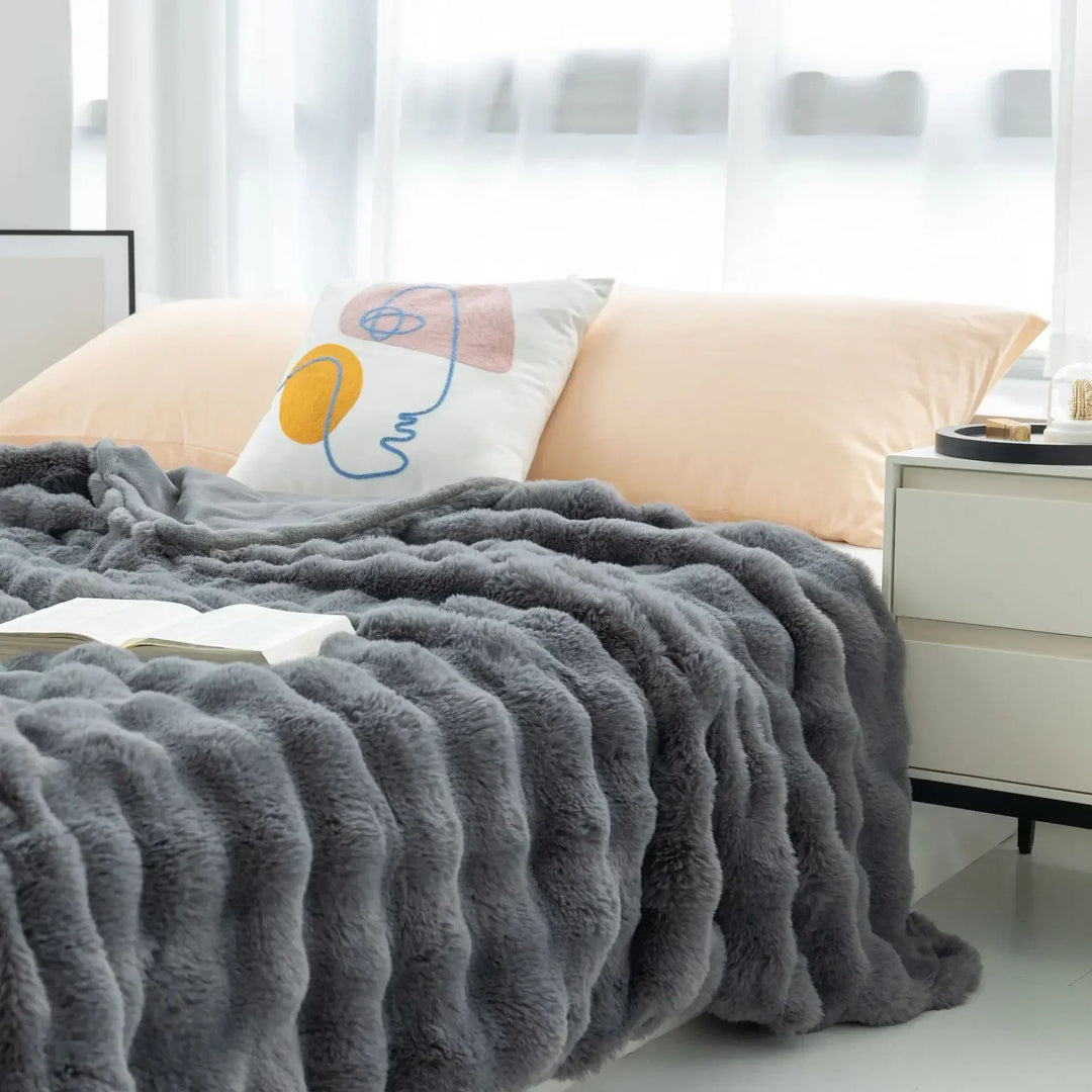 Kalsten | FurLuxe | Reversible Faux Fur Blanket