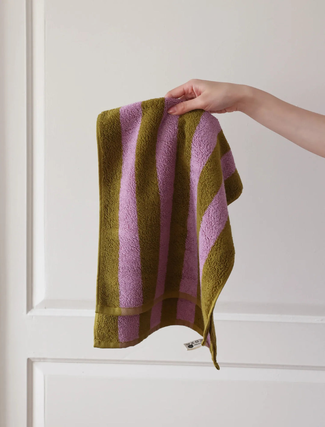RetroStripe Luxe Cotton Towel – Striped Cotton Towel in Hotel Quality | Kalsten