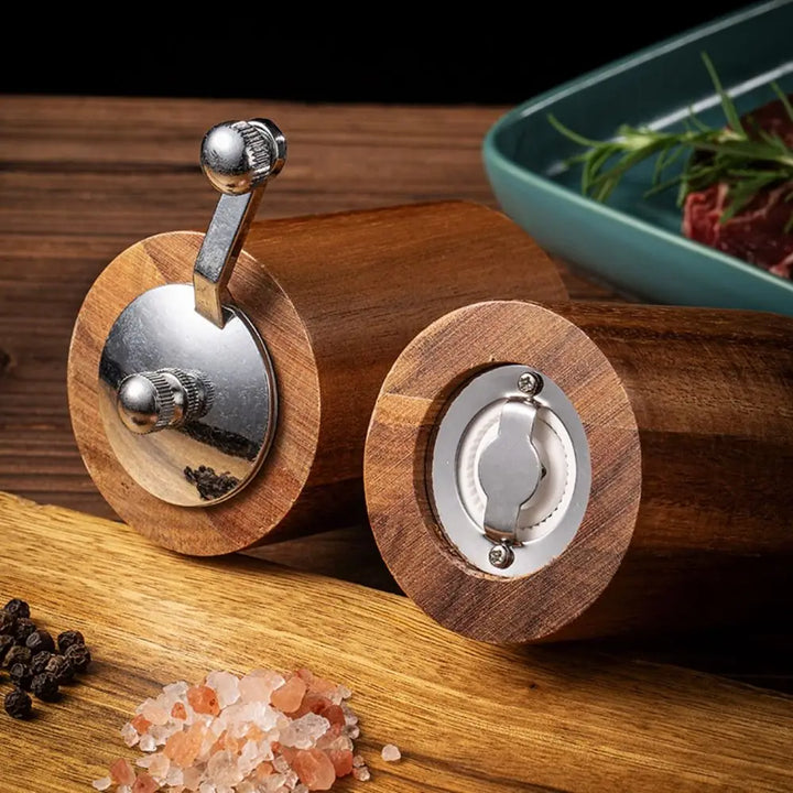 Kalsten | Luxury set of manual salt and pepper mills made of wood
