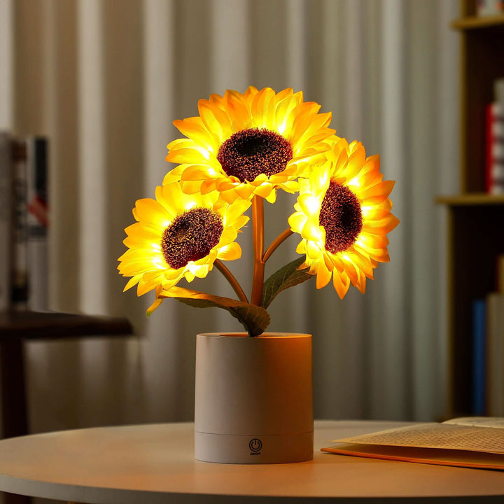 Shimmering Sunflower LED Table Lamp | Kalsten