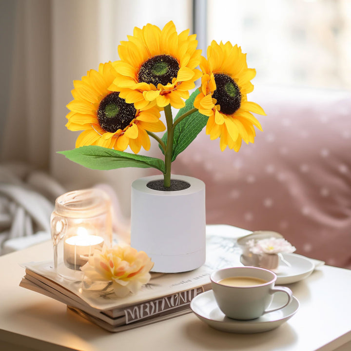 Shimmering Sunflower LED Table Lamp | Kalsten