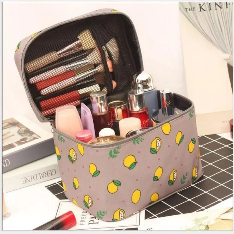 Kalsten | Cosmetic bag WildAura | Large capacity | Waterproof & Stylish | Animal print