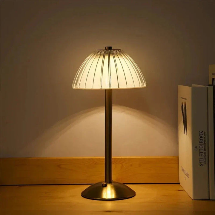 GlassGleam | Cordless three-color LED table lamp with dimming function | Kalsten