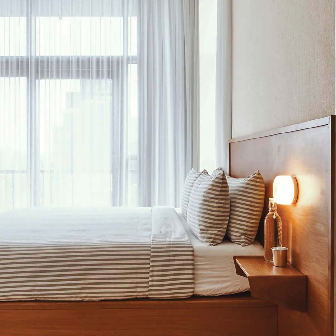 Elegant Dimple Wall Lamp for a Modern Home | Kalsten
