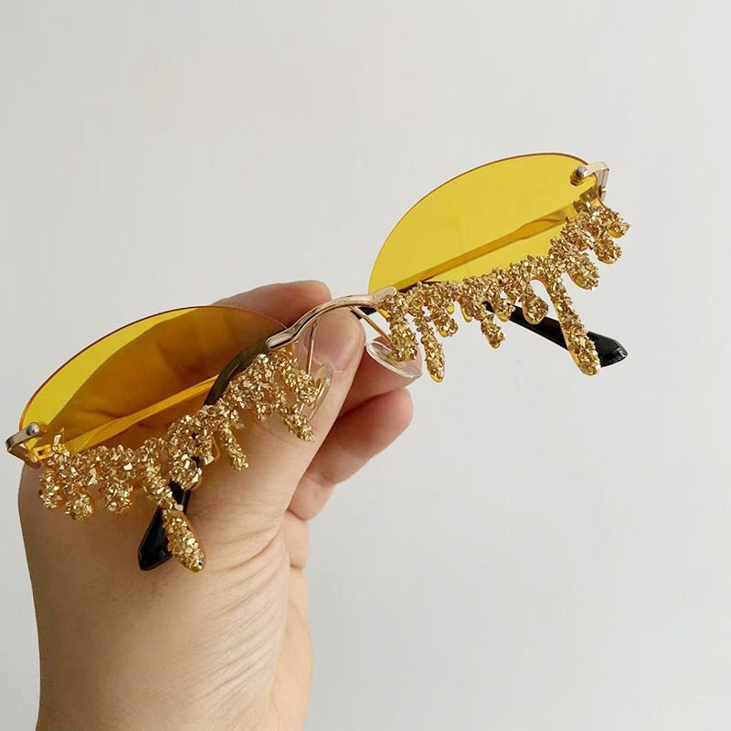Cry me a Glitter' Sunglasses | Let the festival season begin! | Kalsten