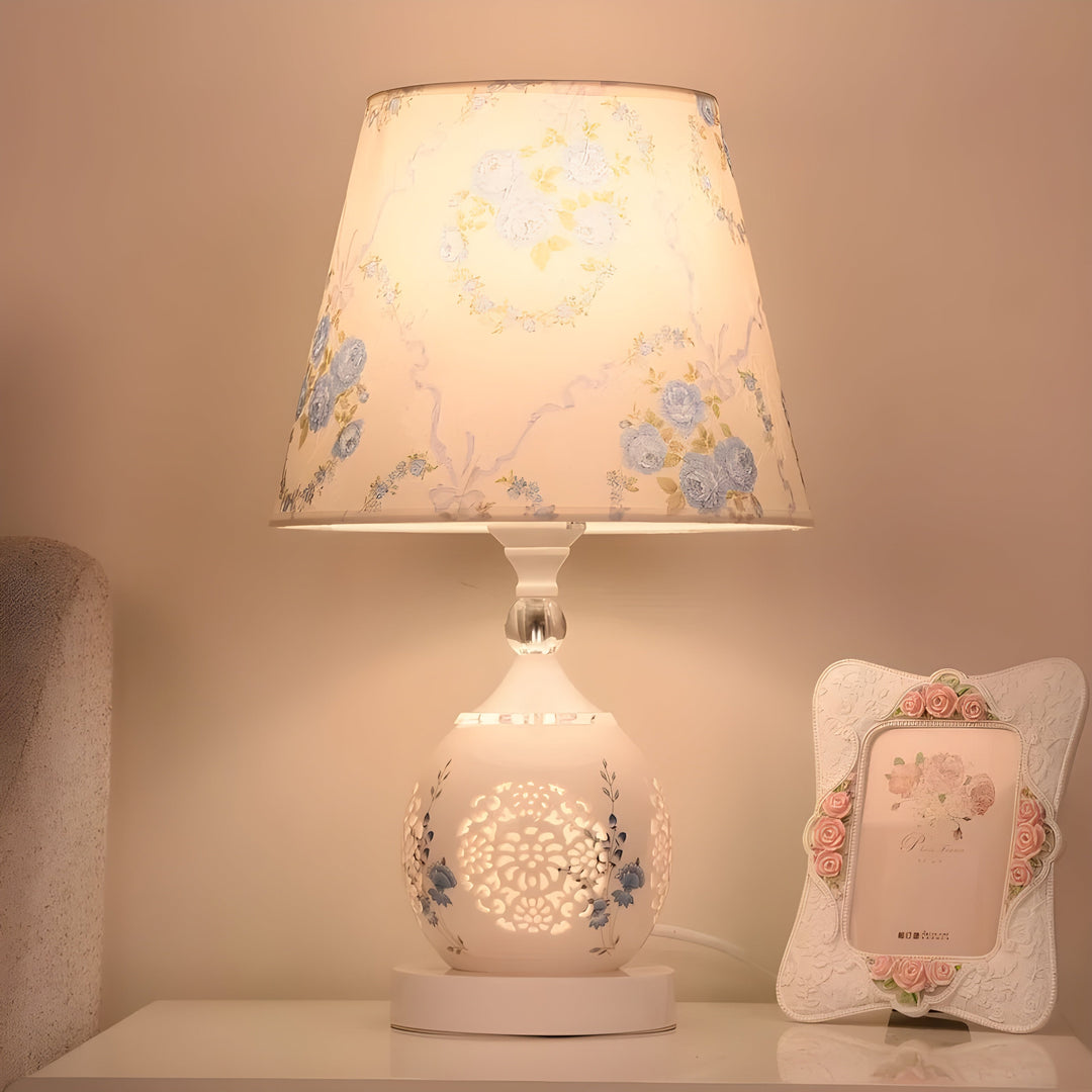 Lustrelia Crystal Optic Table Lamp | LED Lighting & Touch Function | Elegant Play of Light | 220V | Plastic | Kalsten