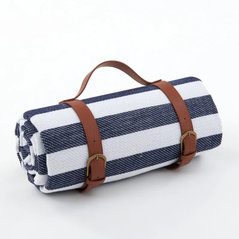Picnic blanket waterproof with leather carrying strap | Kalsten