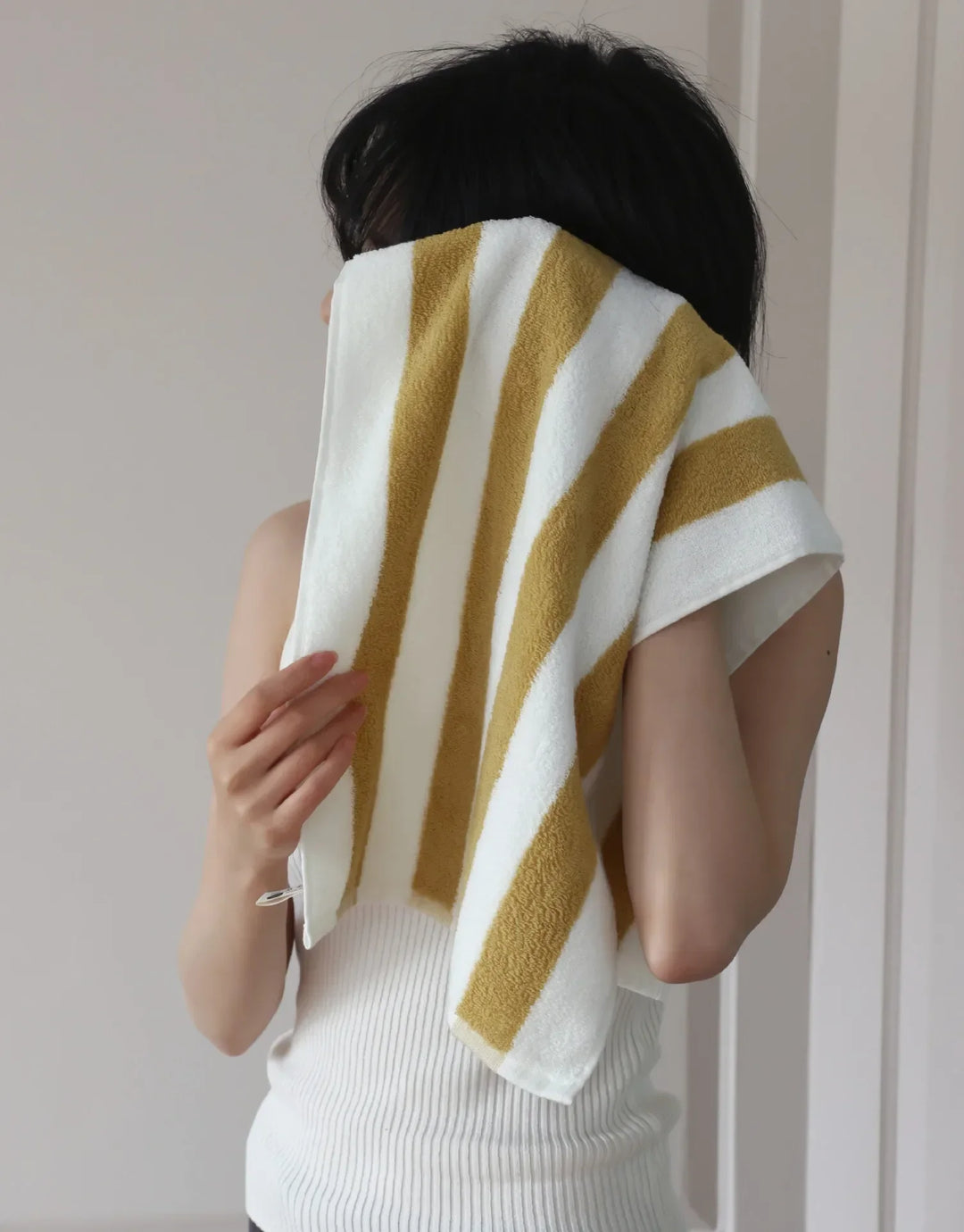 RetroStripe Luxe Cotton Towel – Striped Cotton Towel in Hotel Quality | Kalsten