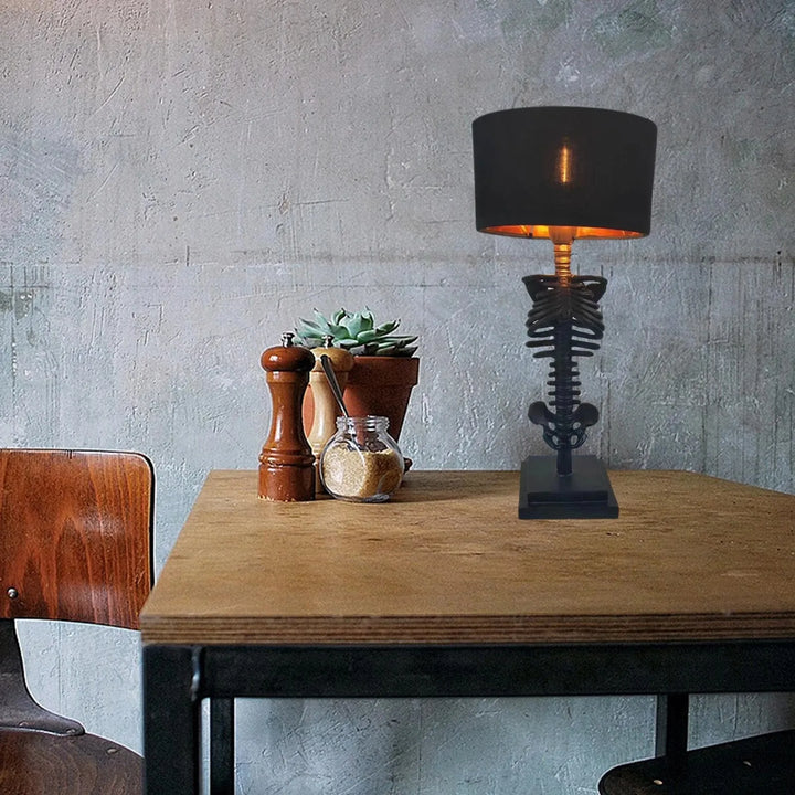 Kalsten | Gothic Skeleton Table Lamp – Handmade and Mysterious Design