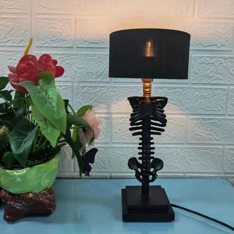 Gothic Skeleton Table Lamp – Handmade and Mysterious Design Kalsten