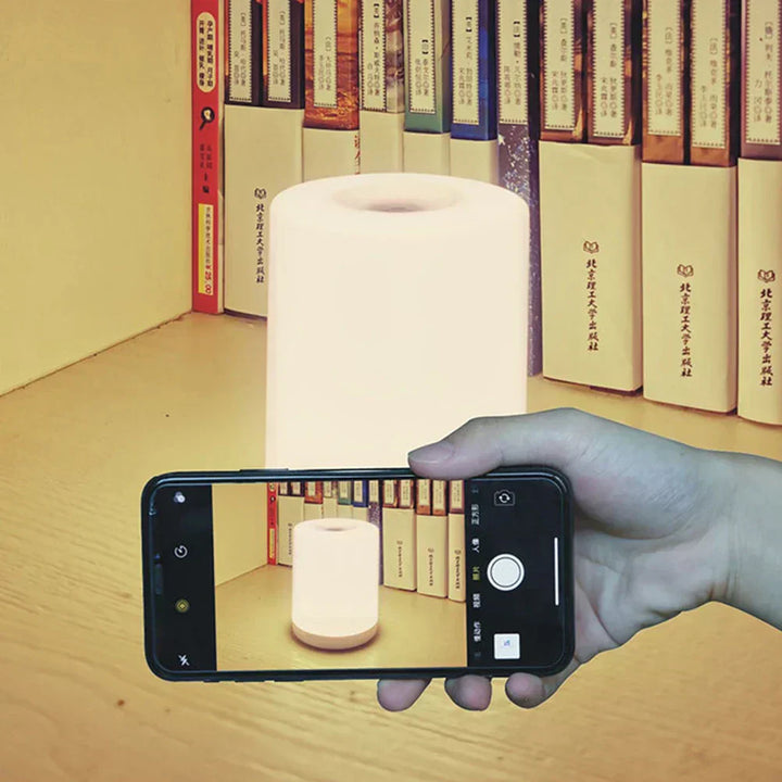 Dimmable LED table lamp with USB connection for flexible light | Kalsten