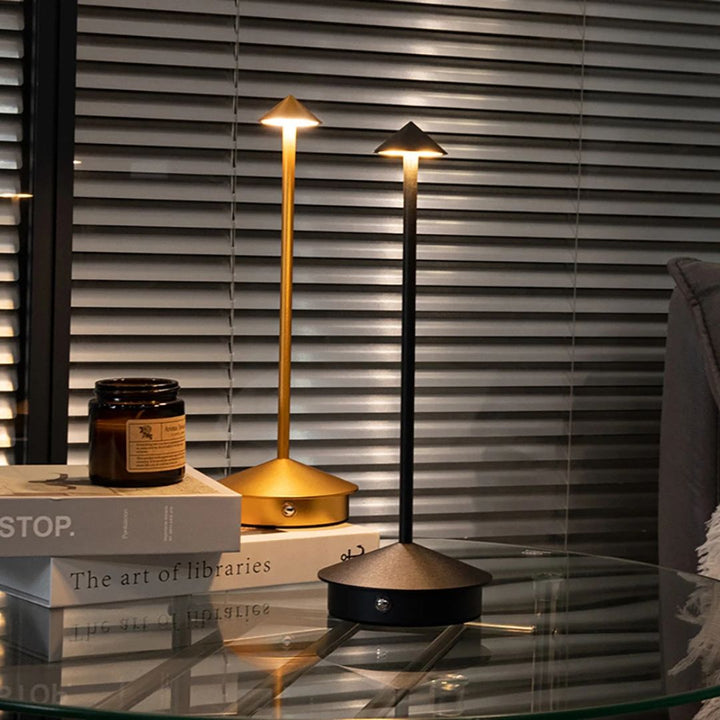 Eindhoven Robyn Arrow LED Table Lamp | Kalsten