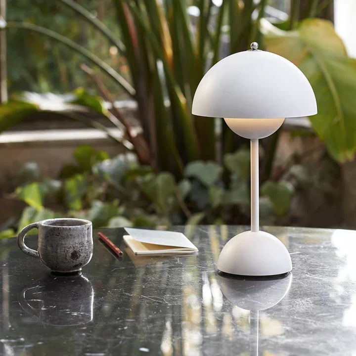 Lunarglo | LED table lamp | Kalsten