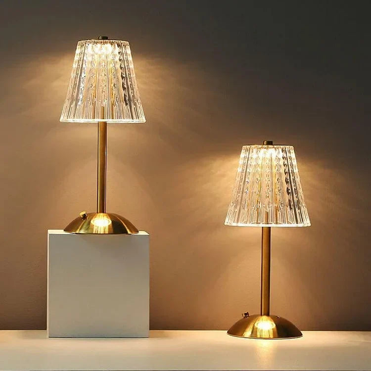– Gold crystal table lamp | Kalsten