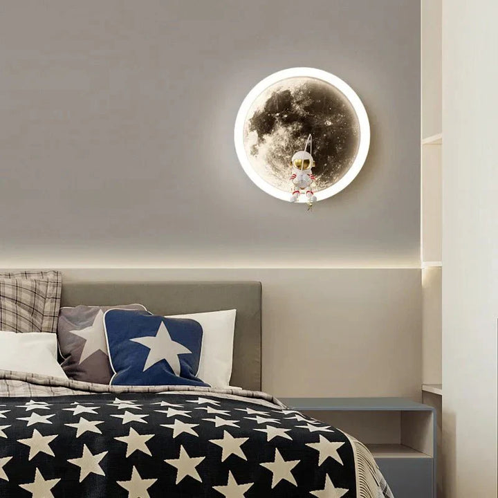 Spacelume - Moon LED Wall Lamp Kalsten