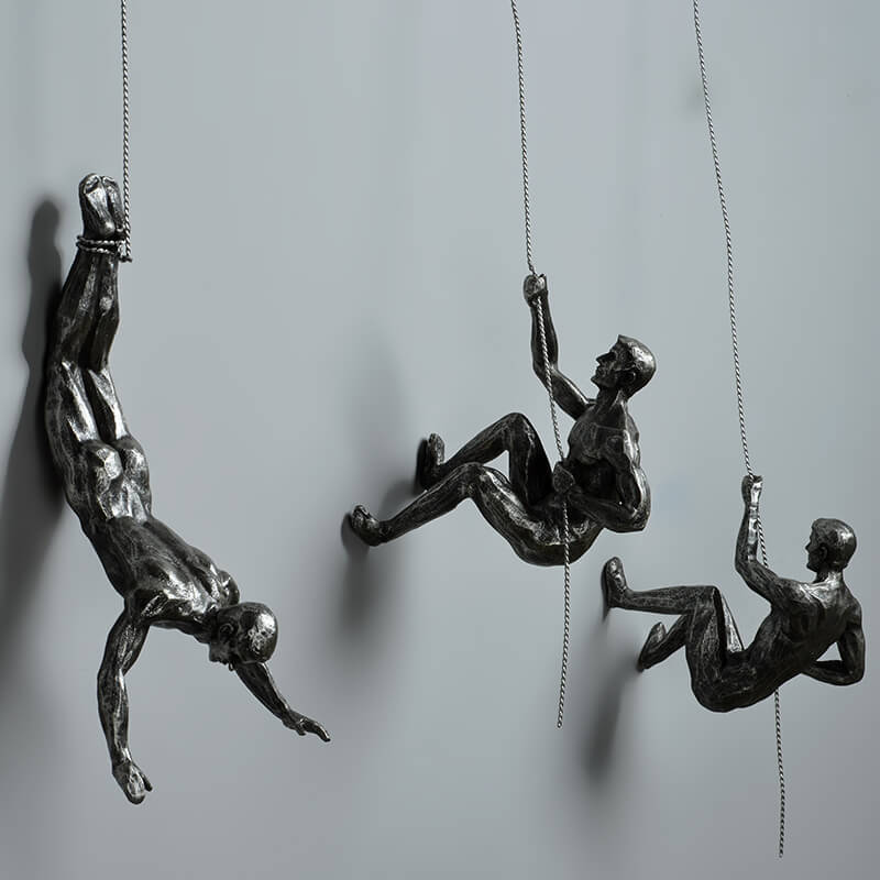 Kalsten | Wall sculpture ClimbArtis | Symbol of strength & growth | Handcrafted from resin & iron wire